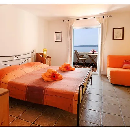 Skalinada Hotell