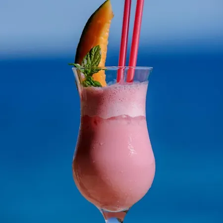 Skalinada Hotell 3*