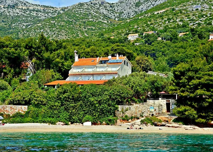 Skalinada Hotell